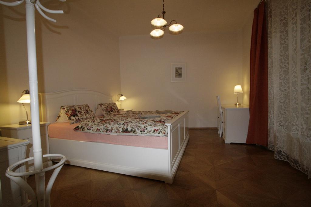 Apartment No 0A Anenska 13 - Stare Mesto Praha Bagian luar foto